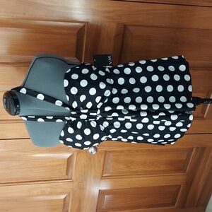 🆕 V.M. Women's Polka Dot Halter Tankini Swim Top, Black, White, Size 22W, NWT